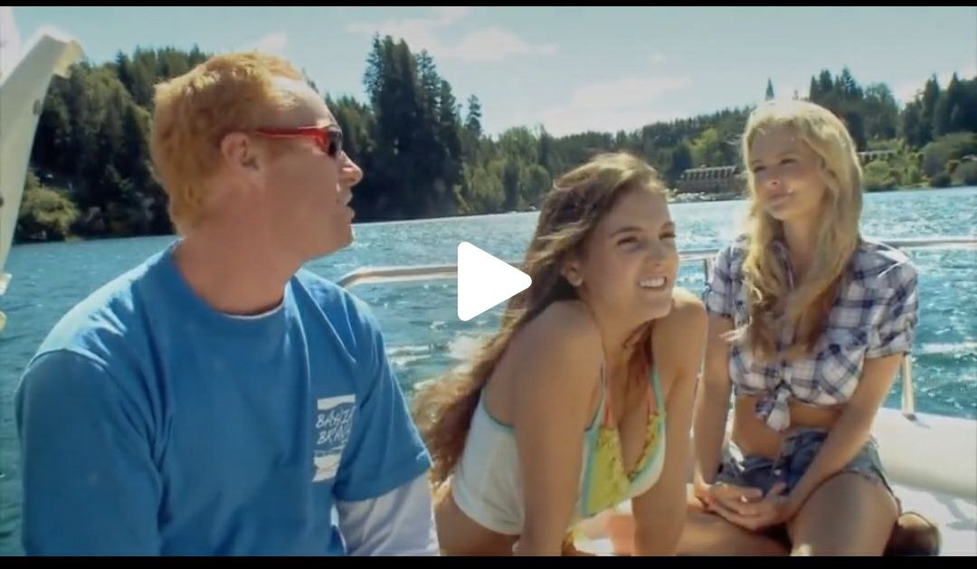 Playboy Trip - Patagonia<br />
720p.avi